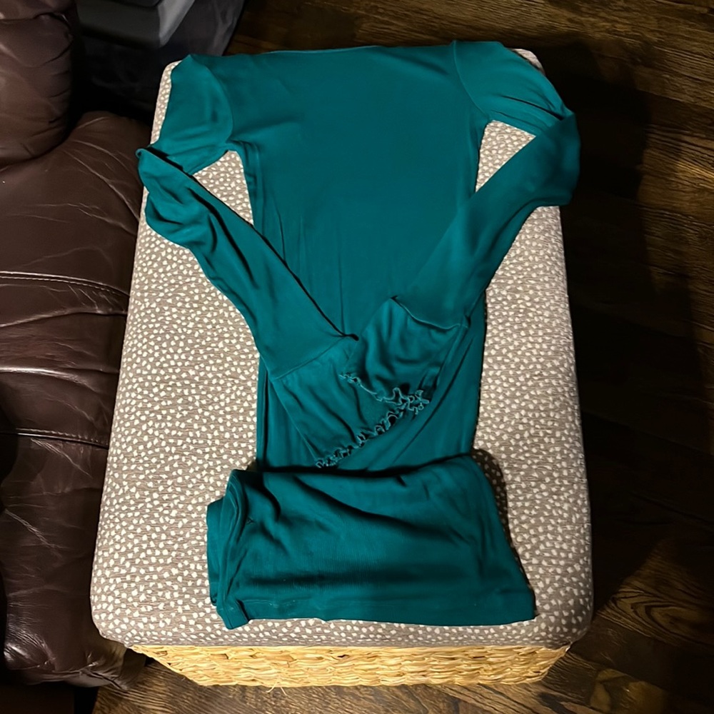 Green Bodycon Dress with Frill Sleeves